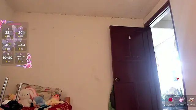 Snapshot of Miss_oliviaa chatting on 17, 10, 2025 Miss oliviaa online show from 17, 10, 2025