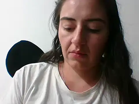  karlie kloss  online show from 25, 1, 2025