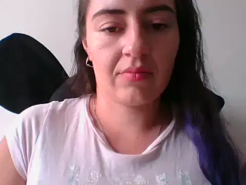  karlie kloss  online show from 25, 1, 2025