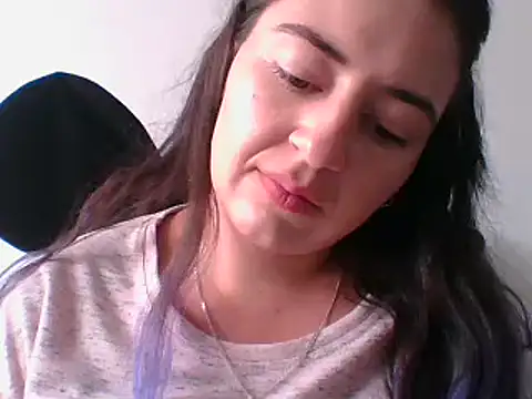  karlie kloss  online show from 26, 1, 2025