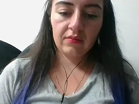  karlie kloss  online show from 29, 1, 2025