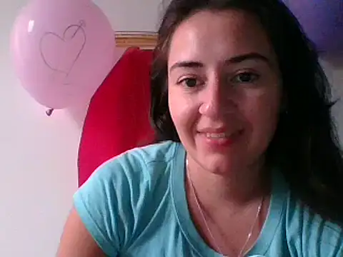  karlie kloss  online show from 17, 2, 2025