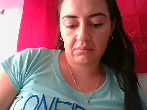  karlie kloss  online show from 27, 2, 2025