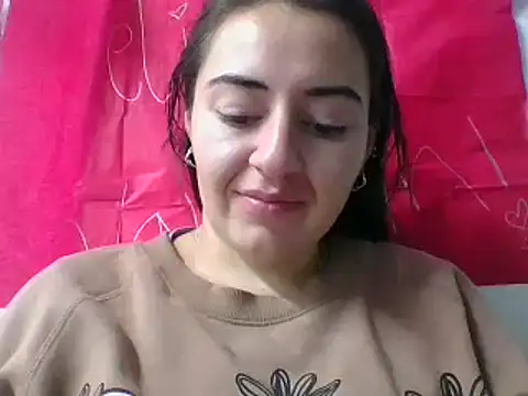  karlie kloss  online show from 6, 3, 2025