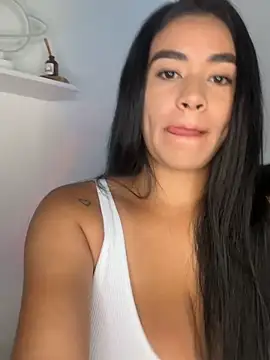 kristynmassey online show from 7, 4, 2026