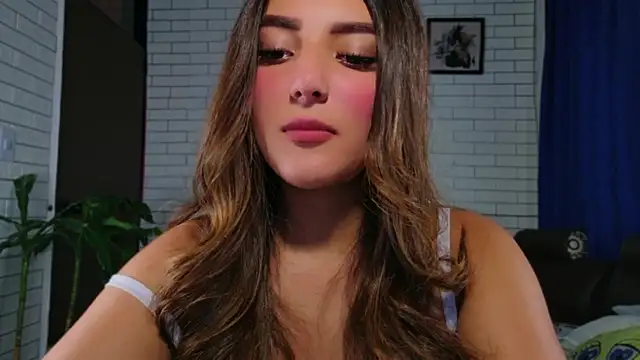 Snapshot of Afrodita_Shalom chatting on 9, 11, 2025 Afrodita Shalom online show from 9, 11, 2025