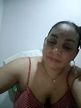 MirandaSoto online show from 23, 10, 2025