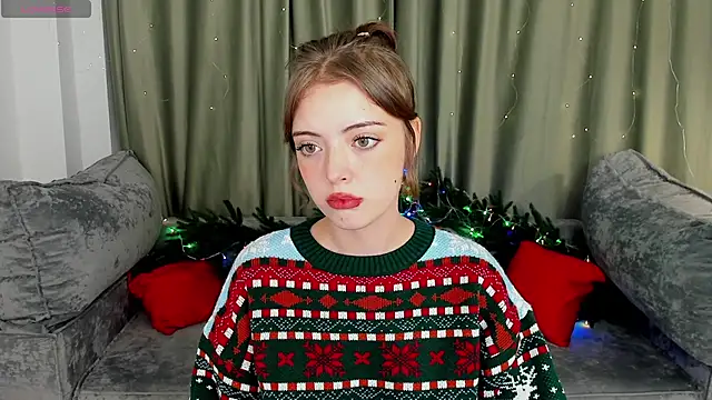 Snapshot of ellyford chatting on 8, 12, 2024 ellyford online show from 8, 12, 2024