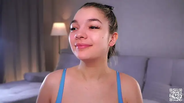 Snapshot of VeronaAppleberry chatting on 11, 2, 2025 VeronaAppleberry online show from 11, 2, 2025