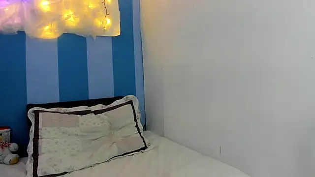 britny clouds online show from 24, 12, 2024