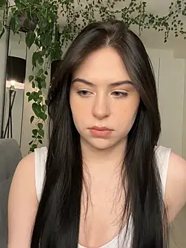  SweetCandyy online show from 21, 2, 2025