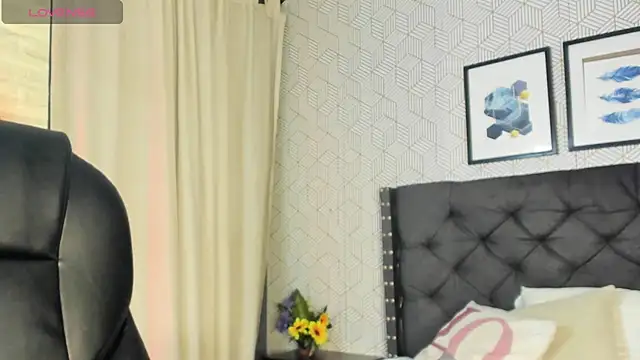 Snapshot of nicole__parker1 chatting on 19, 1, 2025 nicole parker1 online show from 19, 1, 2025