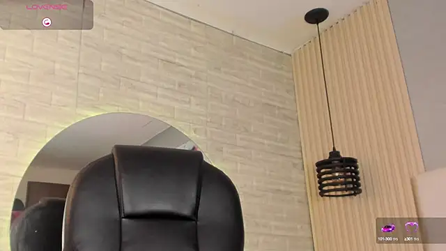 Snapshot of nicole__parker1 chatting on 23, 1, 2025 nicole parker1 online show from 23, 1, 2025