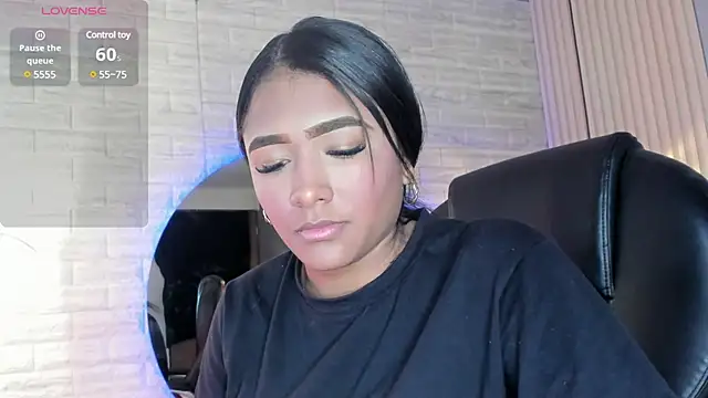 Snapshot of nicole__parker1 chatting on 18, 2, 2025 nicole parker1 online show from 18, 2, 2025