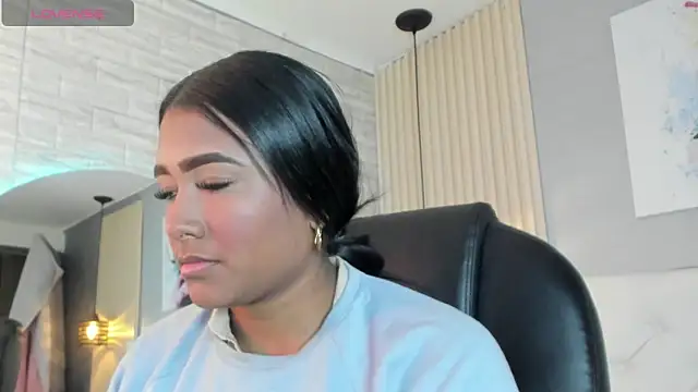 Snapshot of nicole__parker1 chatting on 19, 2, 2025 nicole parker1 online show from 19, 2, 2025
