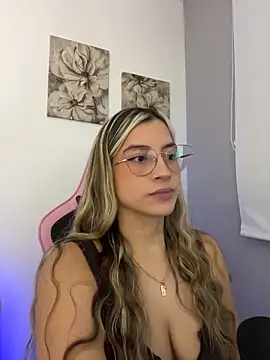 Issabela G1 online show from 4, 5, 2026
