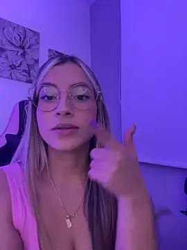 Issabela G1 online show from 13, 5, 2026