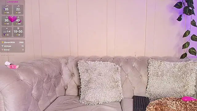 julieta aguilar1 online show from 14, 1, 2025