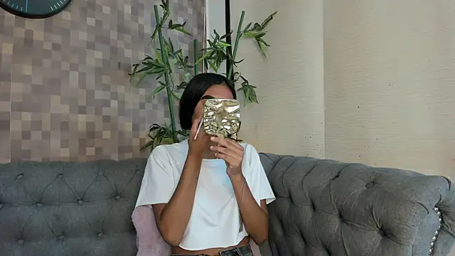 julieta aguilar1 online show from 28, 9, 2025