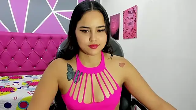 Snapshot of Helen_russo chatting on 1, 3, 2025 Helen russo online show from 1, 3, 2025