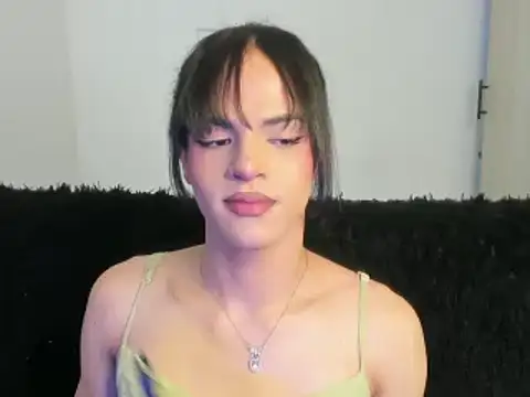 Snapshot of kerly_monroe chatting on 15, 10, 2025 kerly monroe online show from 15, 10, 2025