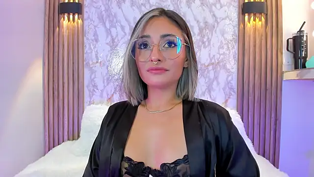 Snapshot of Nanda_Vixen chatting on 22, 2, 2025 Nanda Vixen online show from 22, 2, 2025