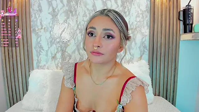 Snapshot of Nanda_Vixen chatting on 9, 3, 2025 Nanda Vixen online show from 9, 3, 2025