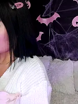 Snapshot of Nanda_Vixen chatting on 29, 10, 2025 Nanda Vixen online show from 29, 10, 2025