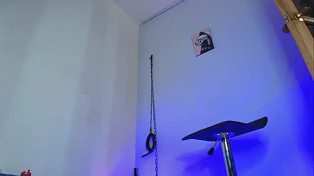 Snapshot of amber__blair chatting on 21, 11, 2025 amber blair online show from 21, 11, 2025