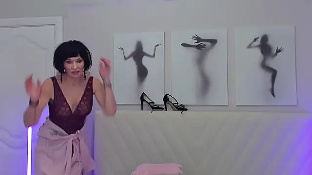 LikaKlint online show from 4, 2, 2025