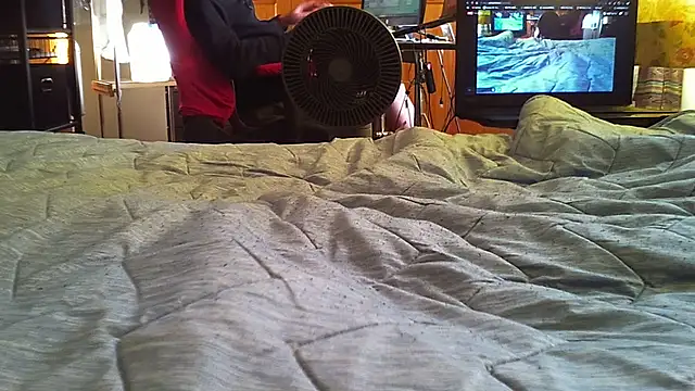 qoooqing67 online show from 9, 11, 2025