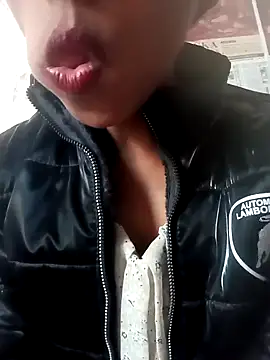 zoya khan25 online show from 9, 12, 2024