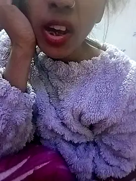 zoya khan25 online show from 13, 1, 2025