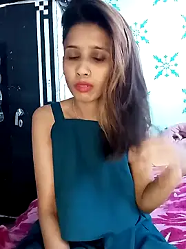 zoya khan25 online show from 13, 3, 2025