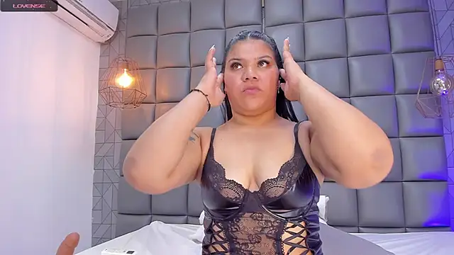 Snapshot of mile_uribe chatting on 30, 1, 2025 mile uribe online show from 30, 1, 2025