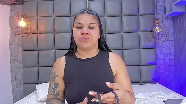 Snapshot of mile_uribe chatting on 30, 1, 2025 mile uribe online show from 30, 1, 2025