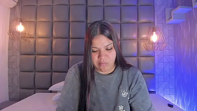 Snapshot of mile_uribe chatting on 14, 3, 2025 mile uribe online show from 14, 3, 2025