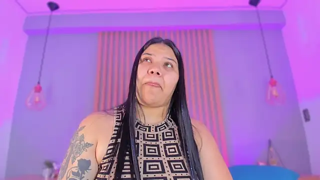 Snapshot of mile_uribe chatting on 12, 9, 2025 mile uribe online show from 12, 9, 2025