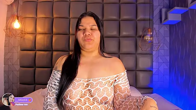 Snapshot of mile_uribe chatting on 25, 9, 2025 mile uribe online show from 25, 9, 2025