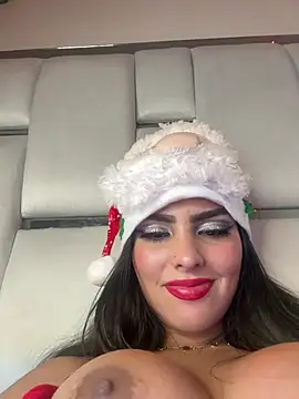 Snapshot of Maddy_Rouse_ chatting on 25, 12, 2024 Maddy Rouse  online show from 25, 12, 2024