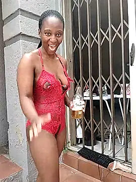 Lucy Blacksilk online show from 22, 3, 2025