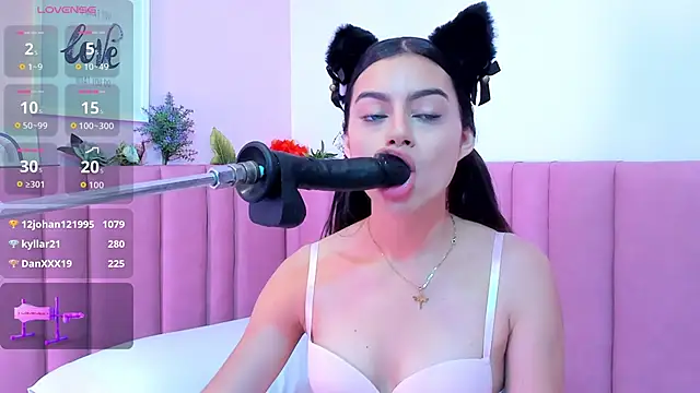 Snapshot of isabella_santos1 chatting on 17, 10, 2025 isabella santos1 online show from 17, 10, 2025