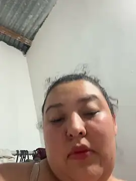 cutiepeach online show from 17, 10, 2025