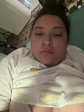 cutiepeach online show from 24, 10, 2025