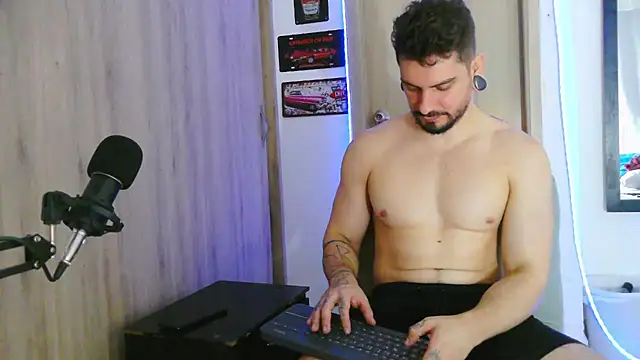 Aaron kwok28 online show from 8, 1, 2026