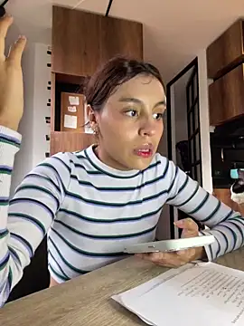 Katee Jones online show from 12, 3, 2025