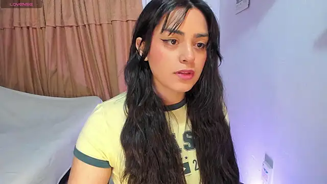  laina  online show from 23, 3, 2025