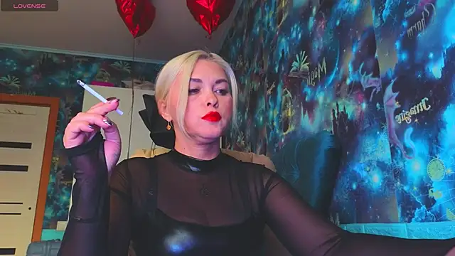 Snow Goddess online show from 1, 10, 2025