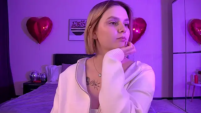 DianeMills online show from 27, 2, 2025