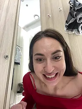 Snapshot of Holly_Play chatting on 13, 12, 2024 Holly Play online show from 13, 12, 2024
